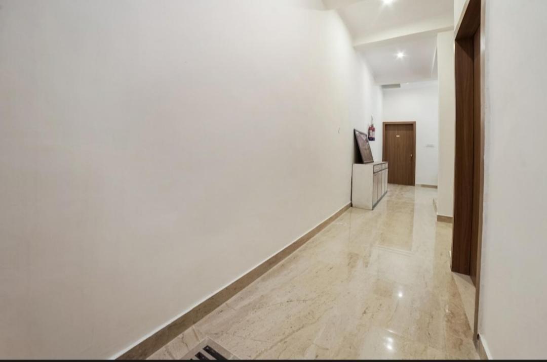 Hotel Arrow 19 Bareli Exterior foto